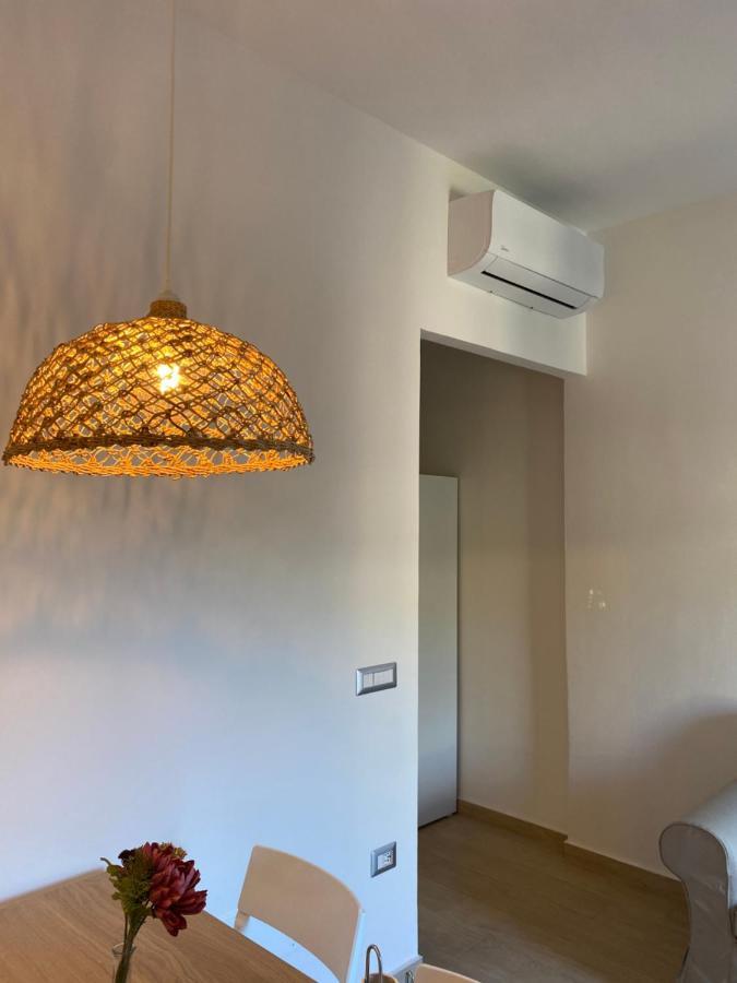 Modern City Apartment Модена Экстерьер фото